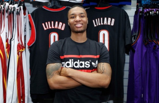 训练场外的 训练场外的