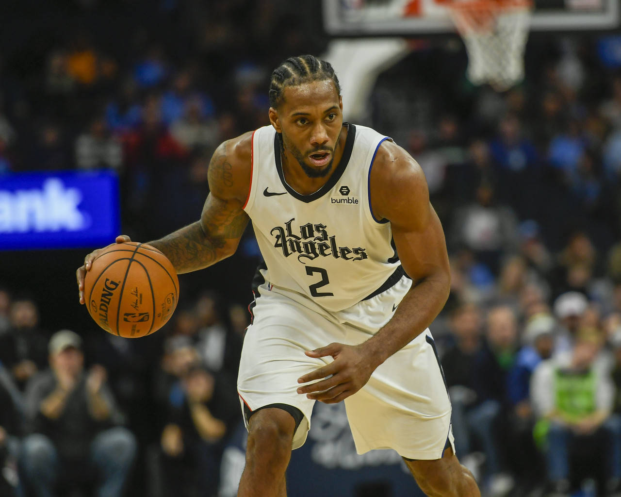 以及中场的 以及中场的